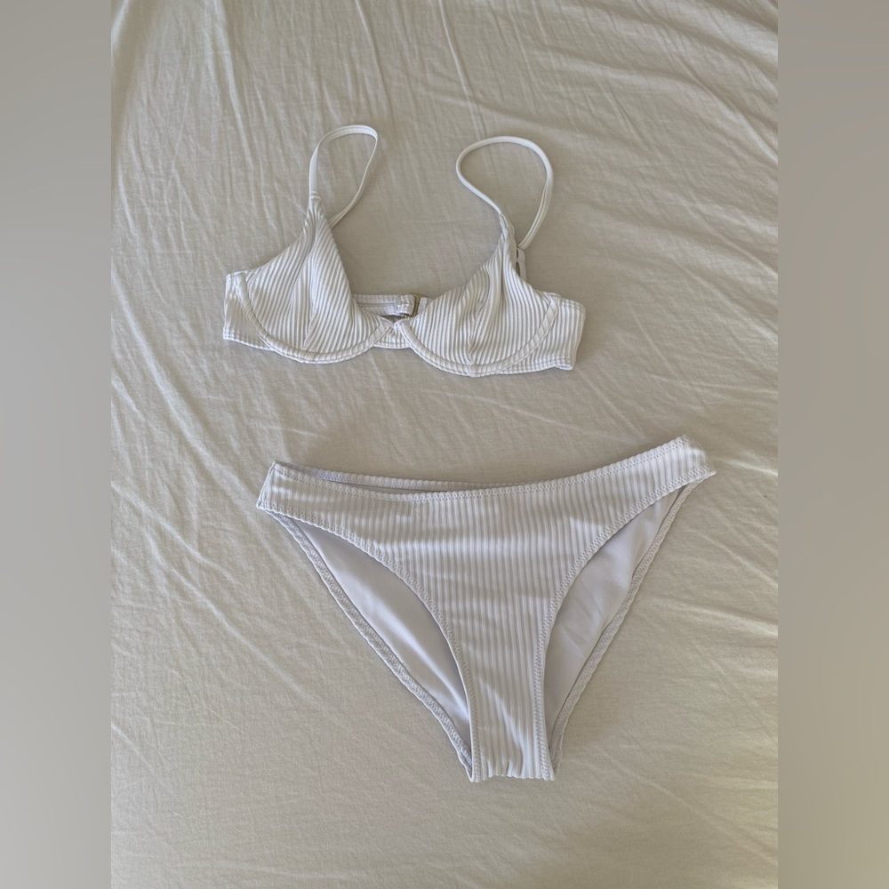 FOREVER 21/HOLLISTER ribbed bikini